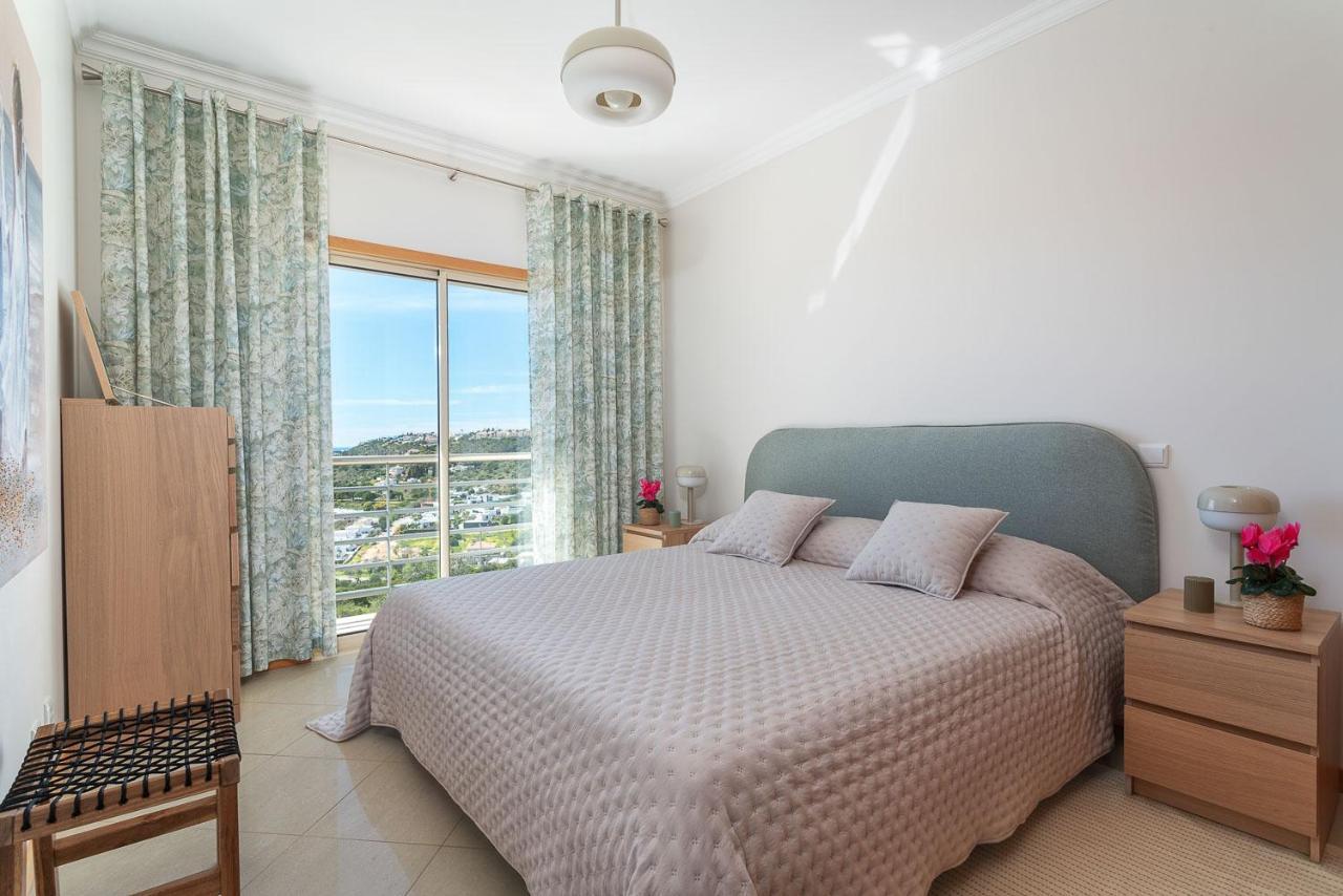 Bnb Homes Ocean View Apartment With Relax Terrace, 2 Swimming Pools & Tennis Court Albufeira Bagian luar foto