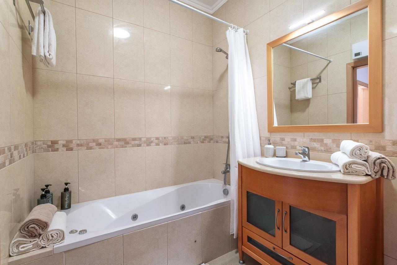 Bnb Homes Ocean View Apartment With Relax Terrace, 2 Swimming Pools & Tennis Court Albufeira Bagian luar foto