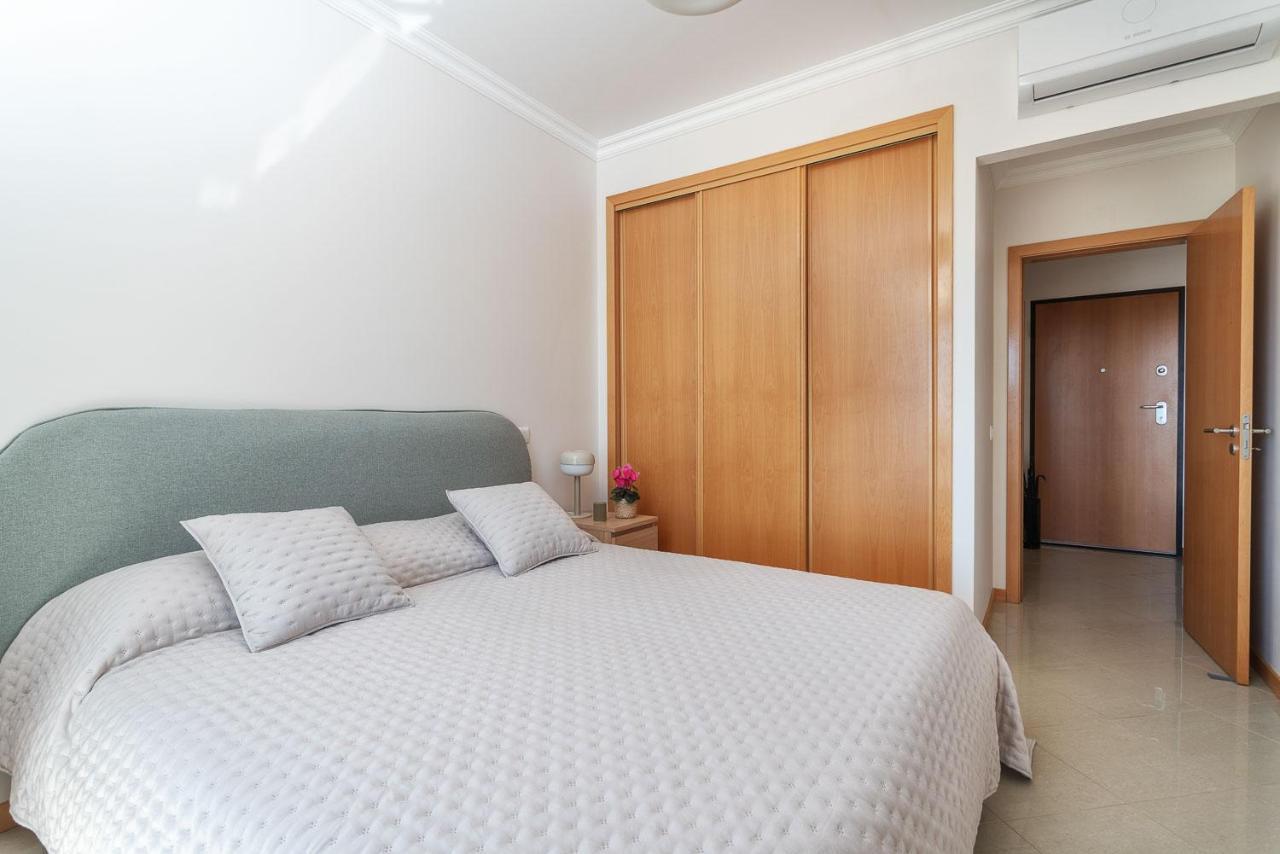 Bnb Homes Ocean View Apartment With Relax Terrace, 2 Swimming Pools & Tennis Court Albufeira Bagian luar foto