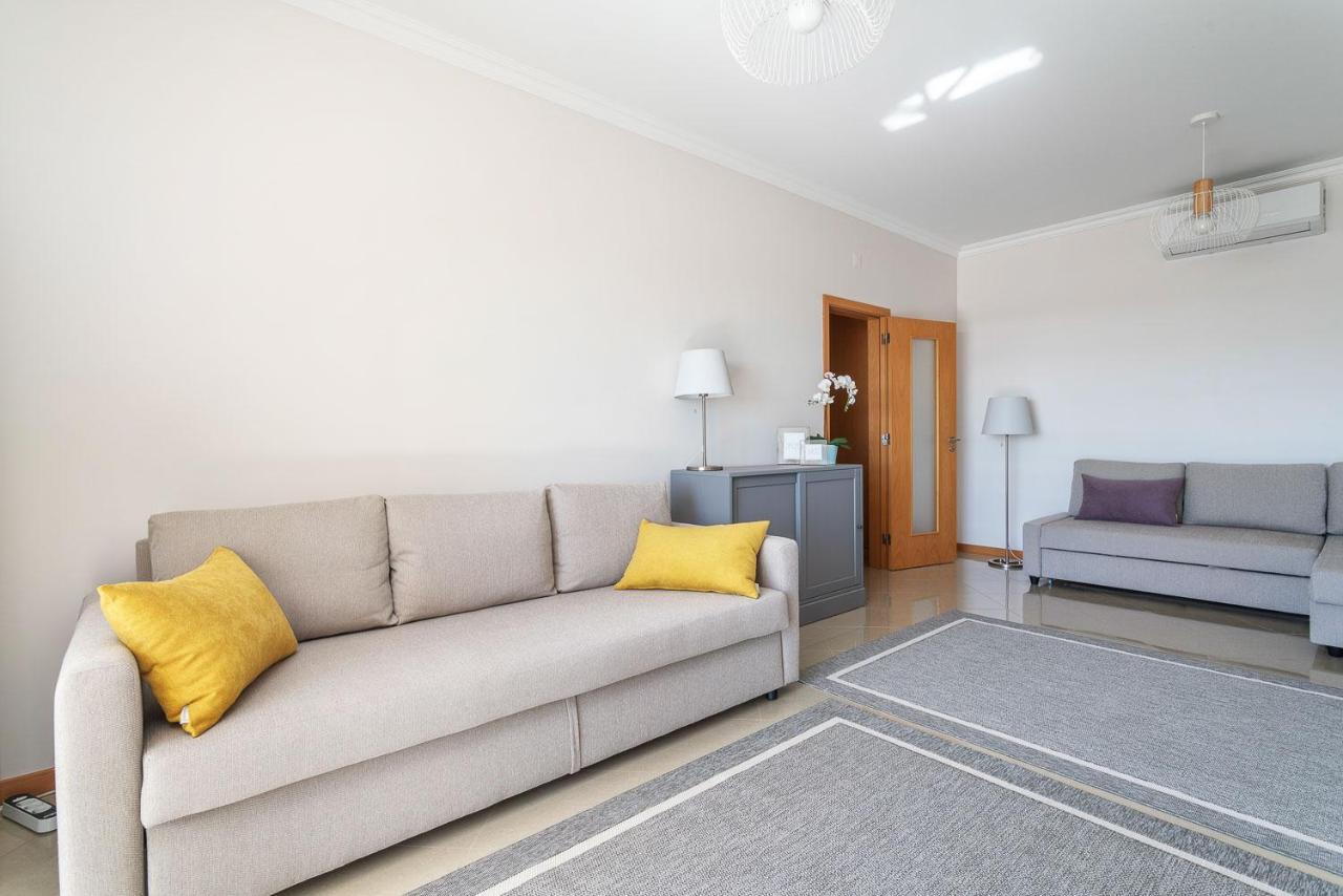 Bnb Homes Ocean View Apartment With Relax Terrace, 2 Swimming Pools & Tennis Court Albufeira Bagian luar foto